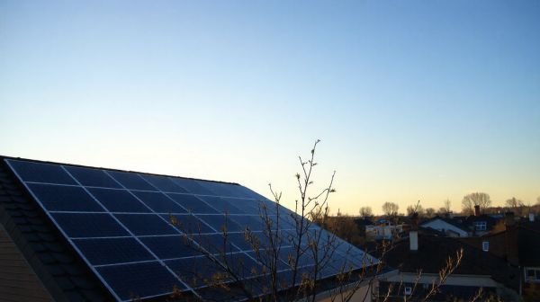 Réduire votre dépendance énergétique grâce aux panneaux solaires